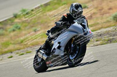 media/Apr-12-2025-TrackXperience (Sat) [[06d2a48708]]/Level 3/Session 3 (Turn 11)/